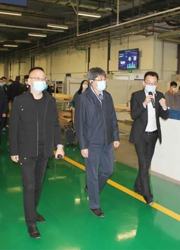 省委常委、市委书记王兆力一行莅临森鹰窗业指导调研