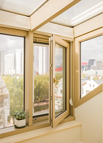 为何铝包木窗被称作阳台收割机？这才是阳台该有的样子！