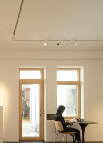 建筑案例分享：糖西美术馆，“窗”越历史与现代的空间