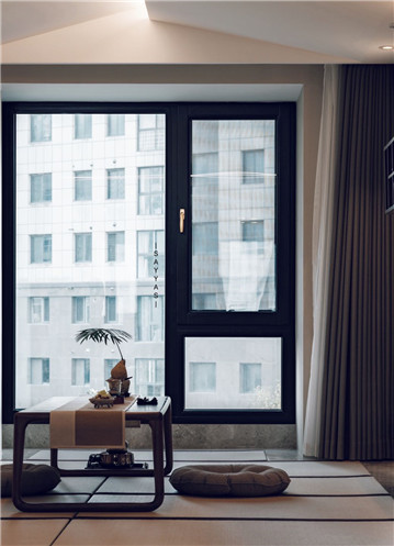 欢迎来到90年代，看传统木窗如何一键破圈