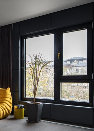 为什么大多数人买窗都研究玻璃？网友：因为影响太大