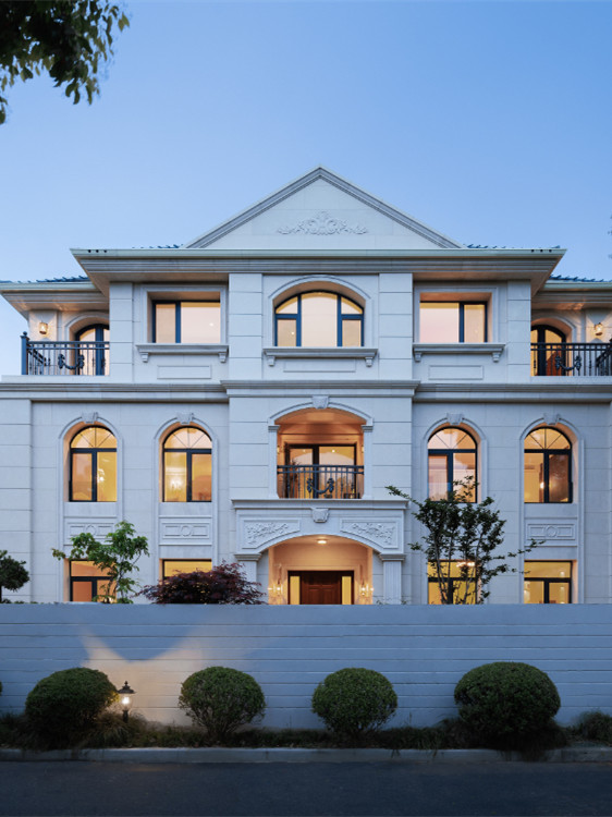 建筑外窗钢化玻璃使用环境和质量标准是什么？