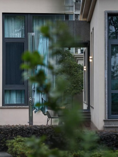 春雨贵如油，可要是渗进窗户就成“灾”喽！